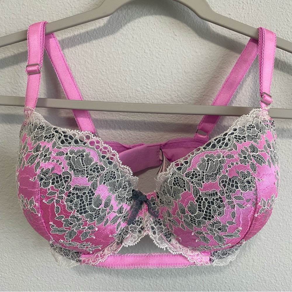 Victoria's Secret Lacy Dream Angel Bra